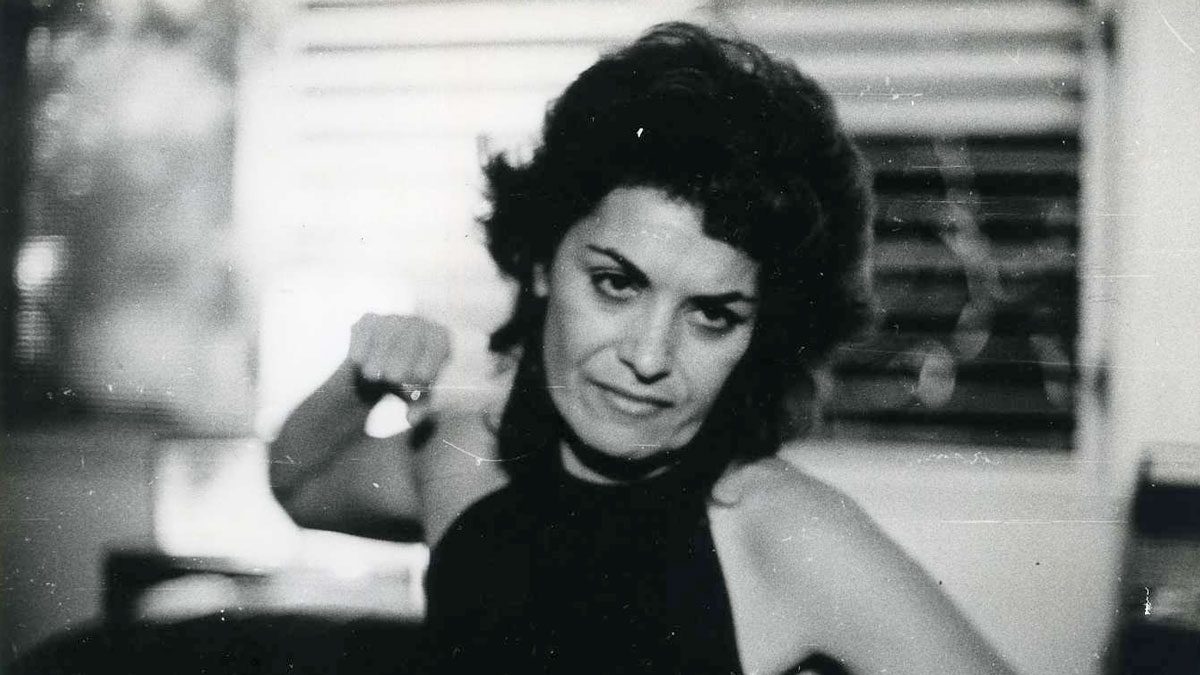 Mujer transparente (corto «Julia», Mayra Vilasís, 1990)