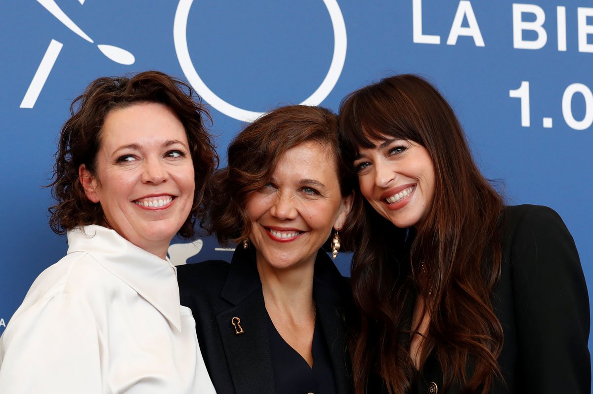 Olivia Colman, Maggie Gyllenhaal y Dakota Johnson