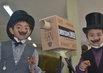 Ver-rever-transver: una aproximación a los motivos visuales del cine y al plano comentado, entre otros modos de ver cine en la escuela