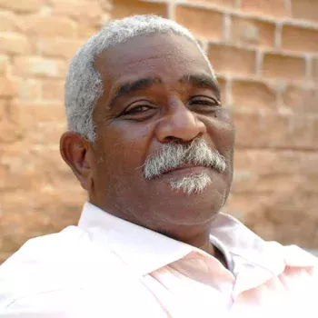 Víctor Fowler